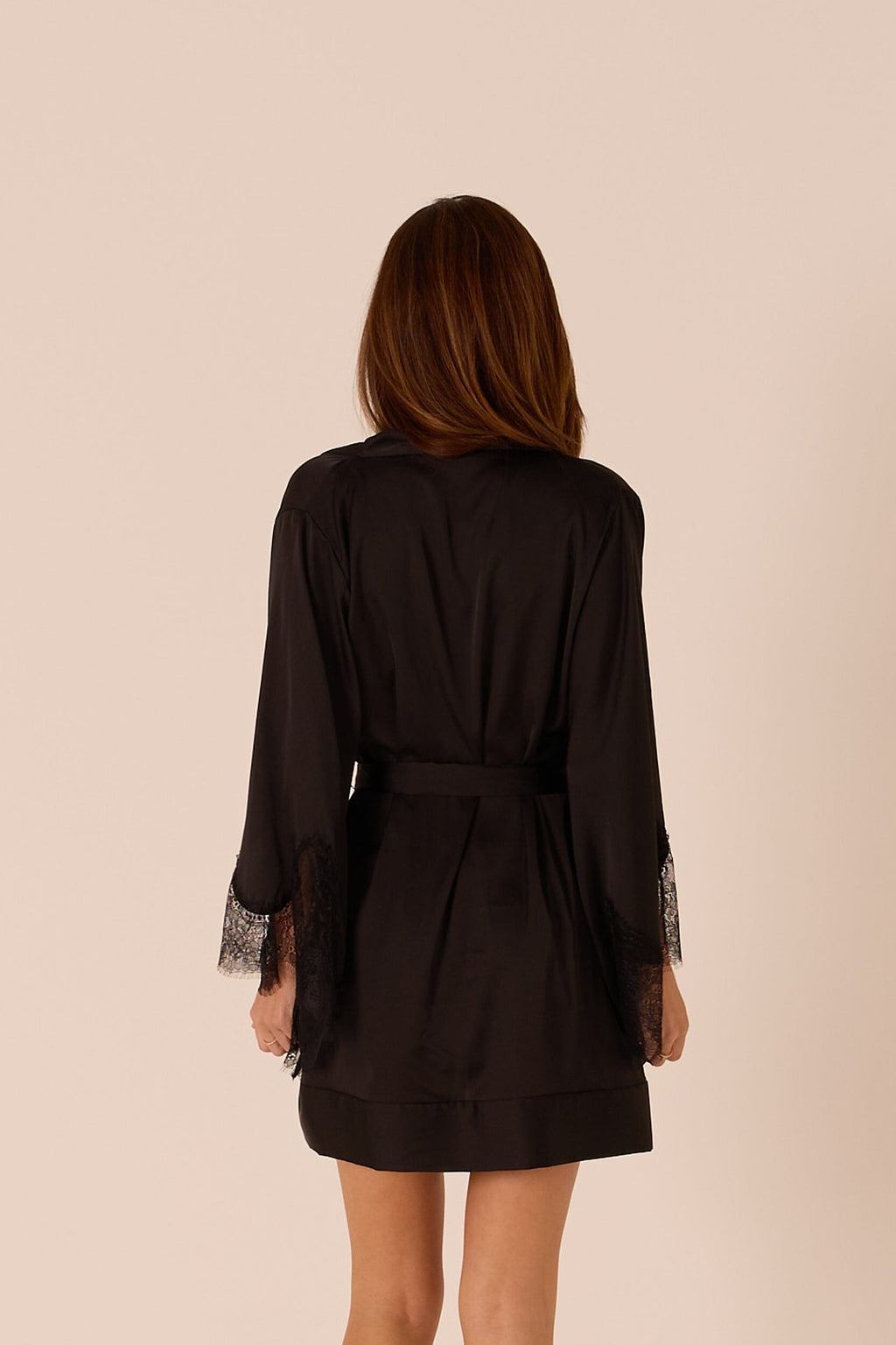 *On Hold 1 - 19/01 - Aimee Black Robe Lingerie > Robes Cloud Blvd 