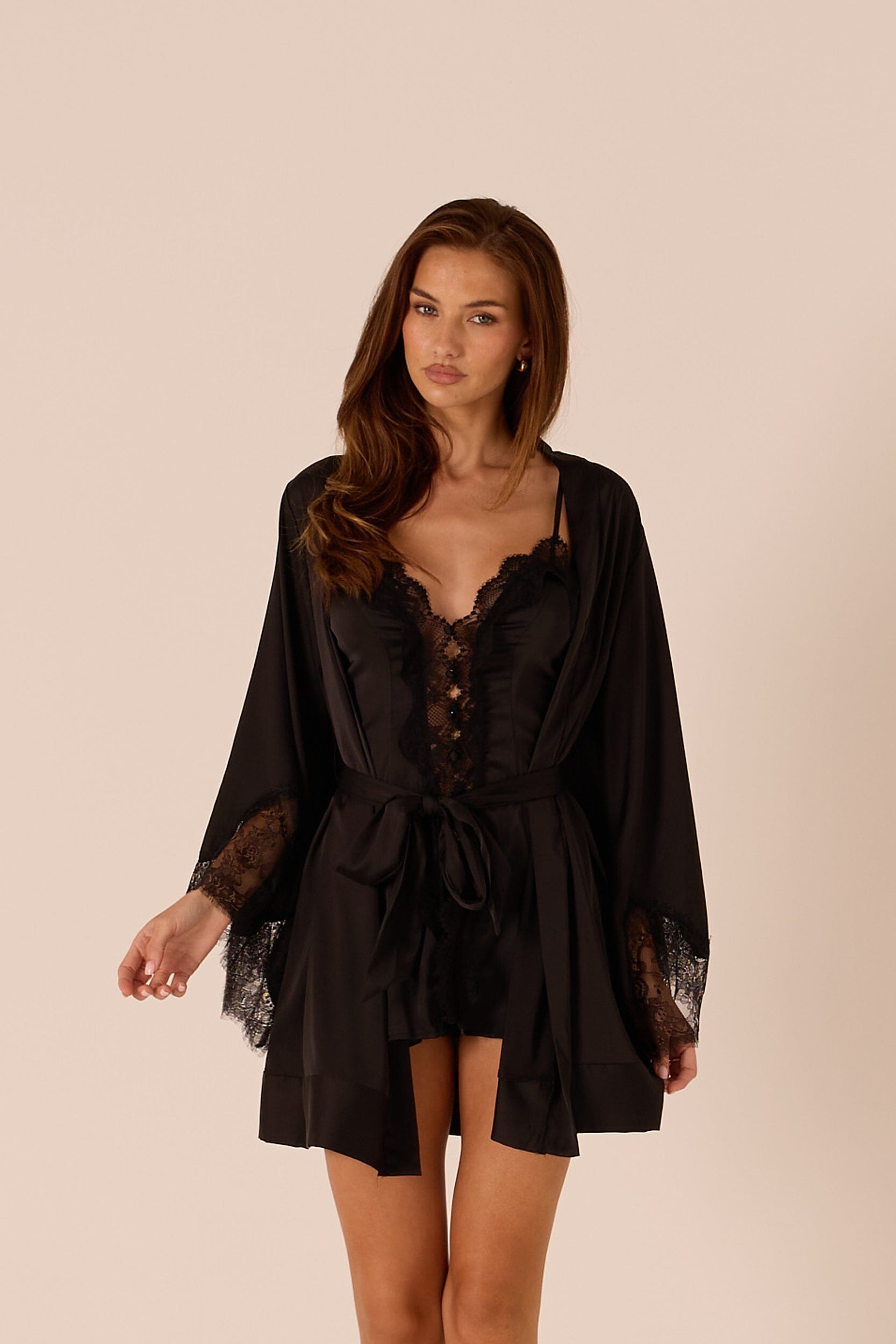 *On Hold 1 - 19/01 - Aimee Black Robe Lingerie > Robes Cloud Blvd 