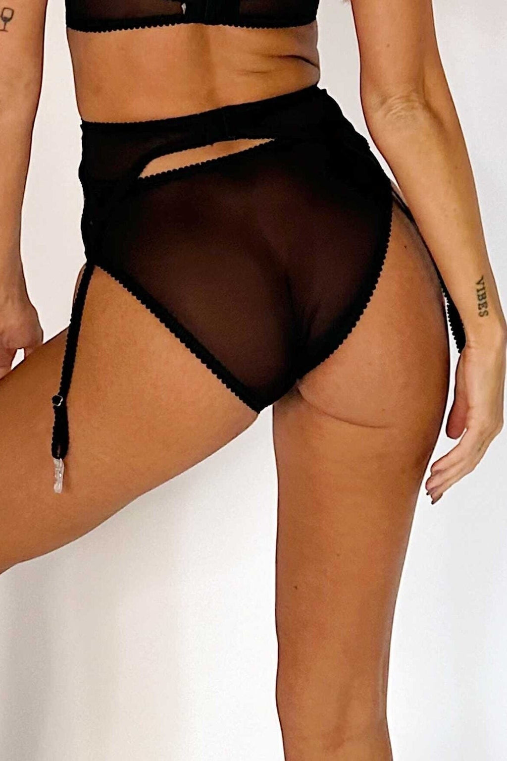 *On Hold | 07/08 | Camille Pink Suspenders SUSPENDERS Cloud Blvd 