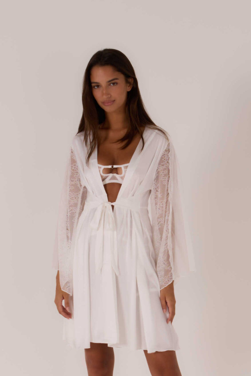 *On Hold 1 - 17/03 - Perrine White Robe ROBES Cloud Blvd 