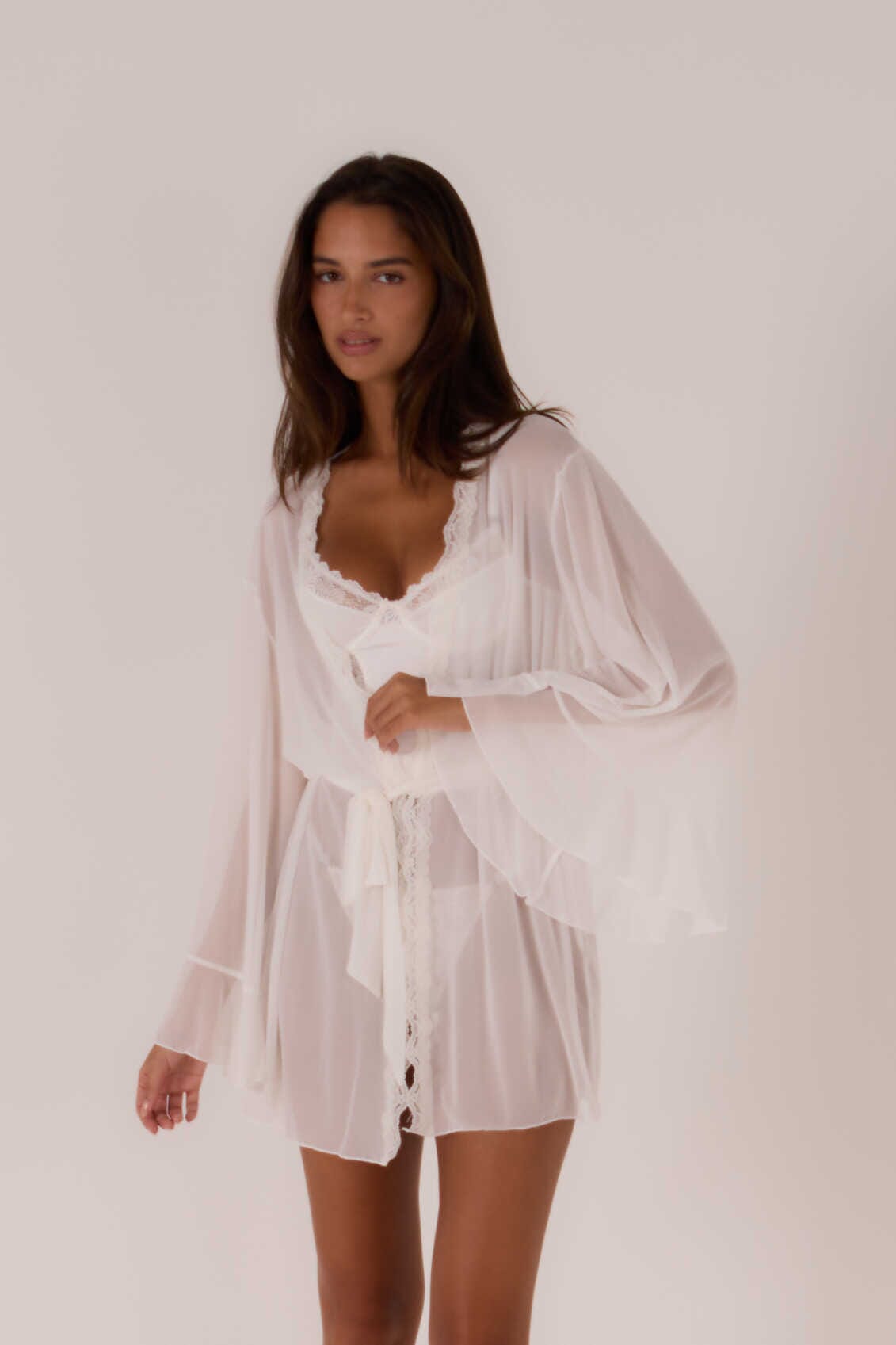 *On Hold 1 - 17/03 - Rosalind White Robe ROBES Cloud Blvd 