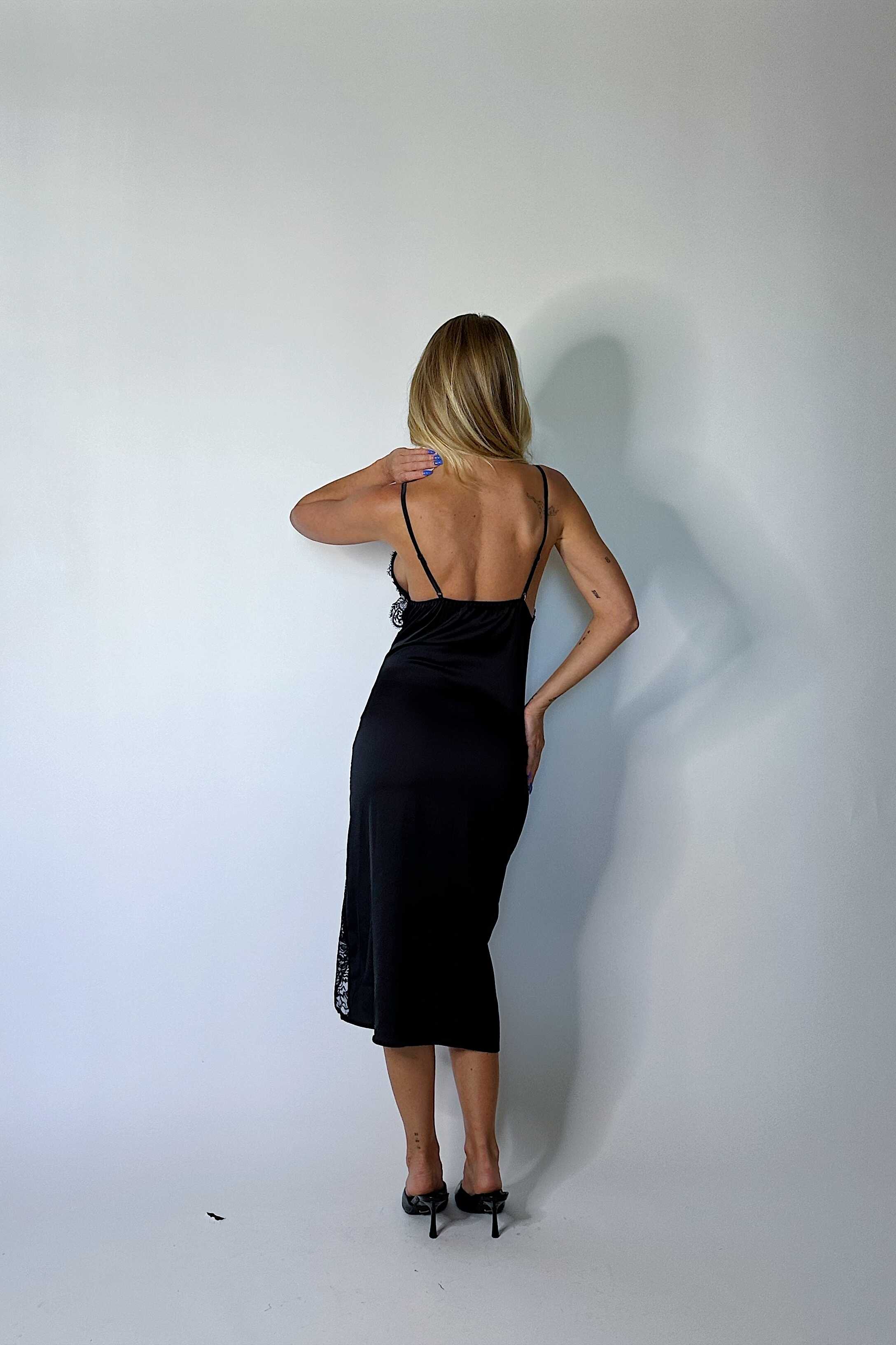 *On Hold 4 - 5/12 - Fernanda Black Camisole CAMIS Cloud Blvd 