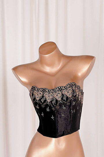 *On Hold 3 - 6/03 - Onassis Corset CORSETS & WASPIES Cloud Blvd 